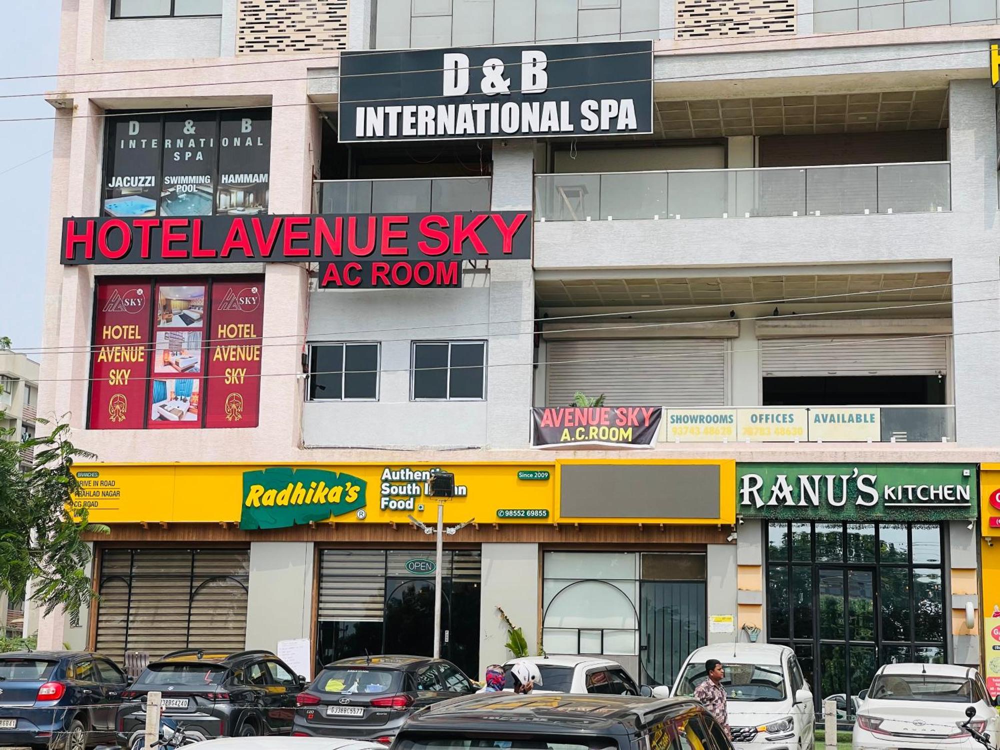 Hotel Avenue Sky Ahmedabad Exterior foto